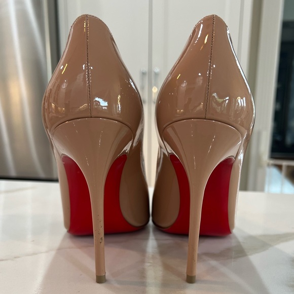 Christian Louboutin Decollete 554 100 Patent Leather Nude Pumps Size 39 EU - Picture 8 of 16